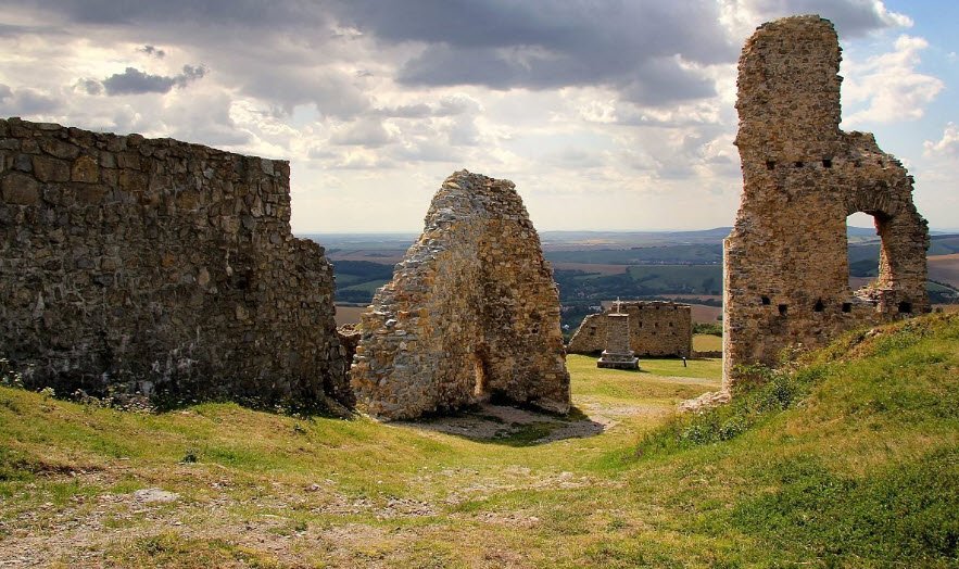 Branč Castle Ruins, Podbranč, Slovakia, Slovakia